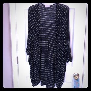 Painted Threads Black & White Sweater Wrap